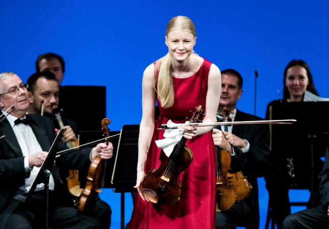 “Dare to be vulnerable on stage” – interview with Cosima Soulez Larivière, winner of the Bartók Violin Competition 2017