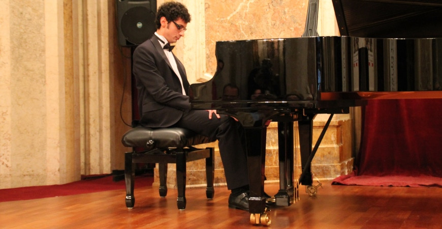 Catalin Raducanu zongoraestje